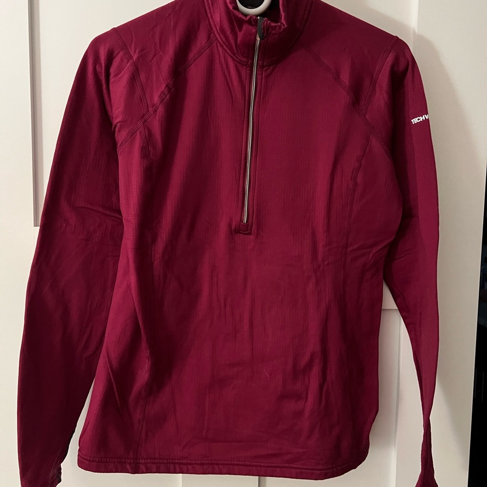 Eastern Mountain Sports Women's Burgundy Half-Zip pullover shirt
